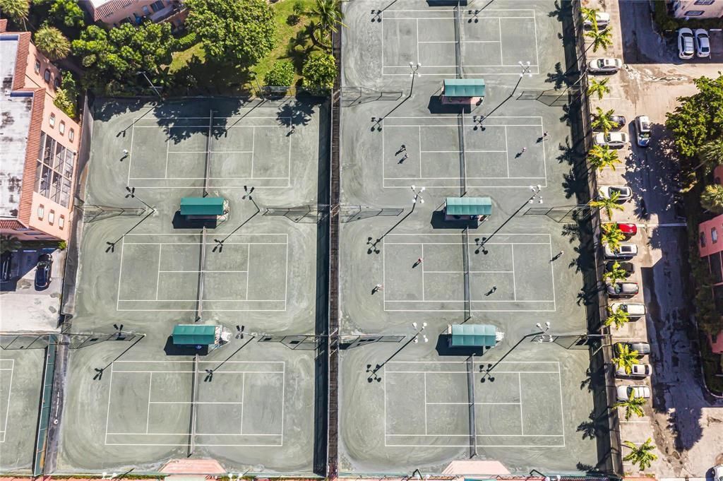 620 Tennis Club Drive, Unit 103, Fort Lauderdale, FL 33311 Photo