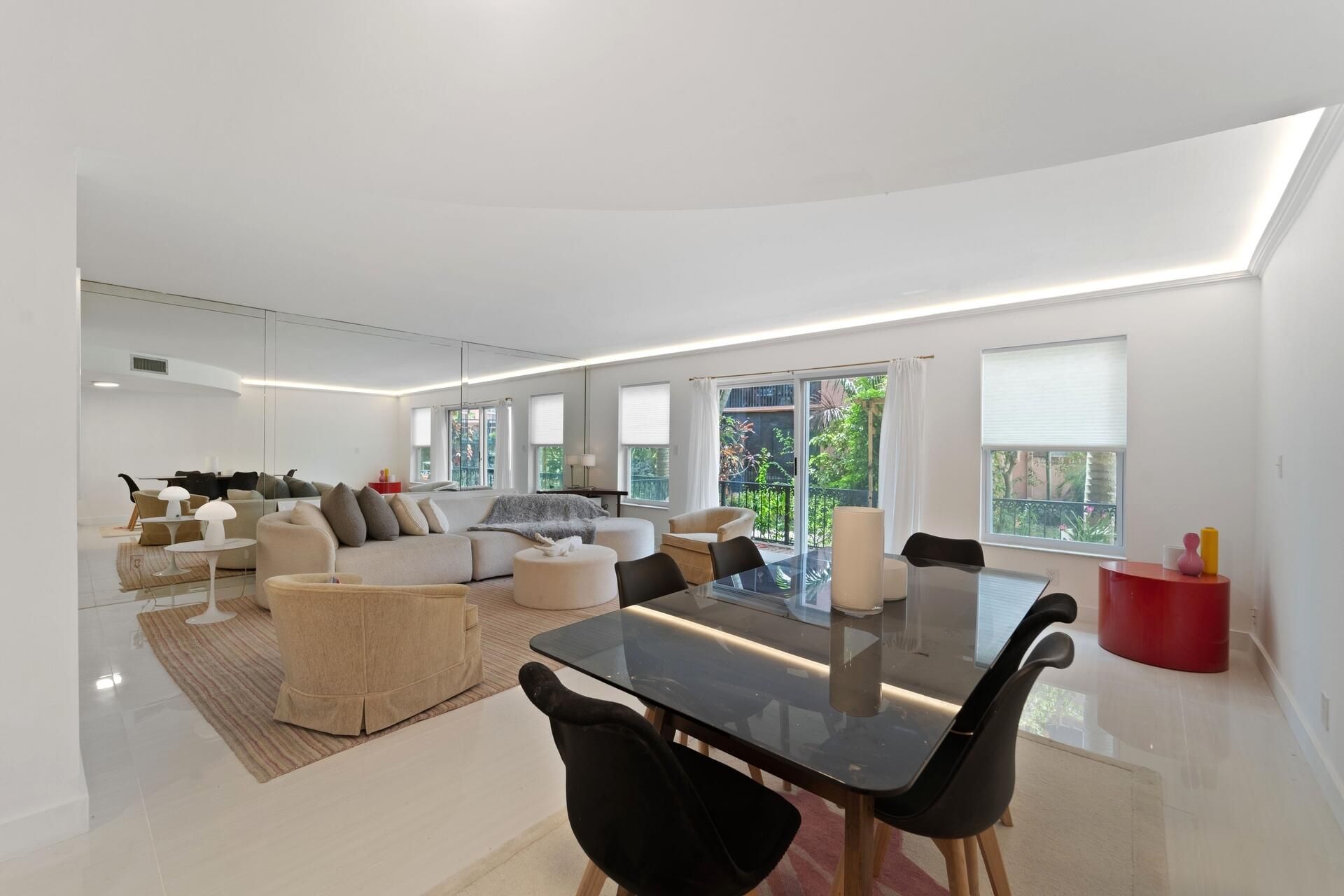 620 Tennis Club Drive, Unit 103, Fort Lauderdale, FL 33311 Photo