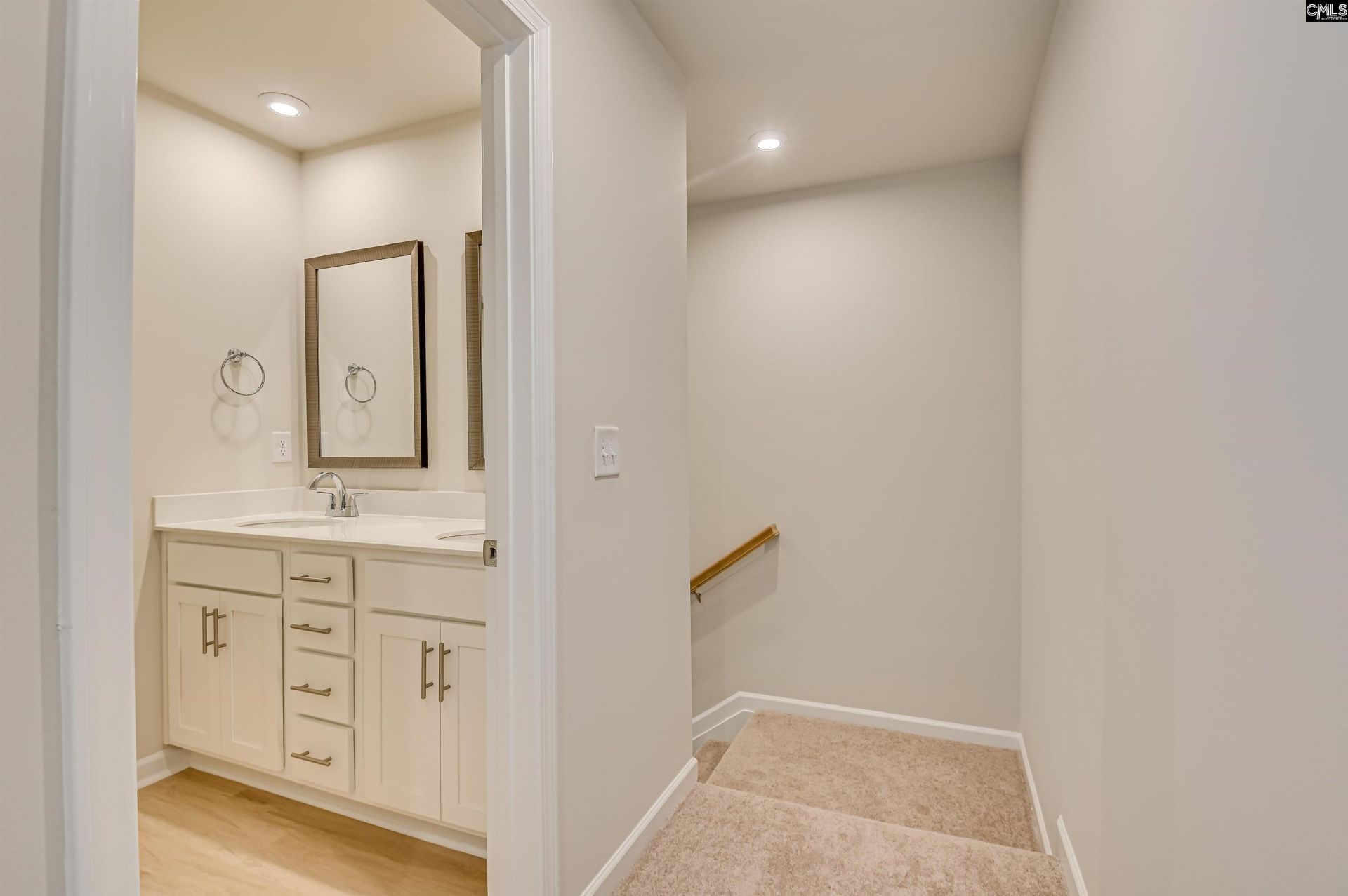 825 Huxley Lane  Photo 36