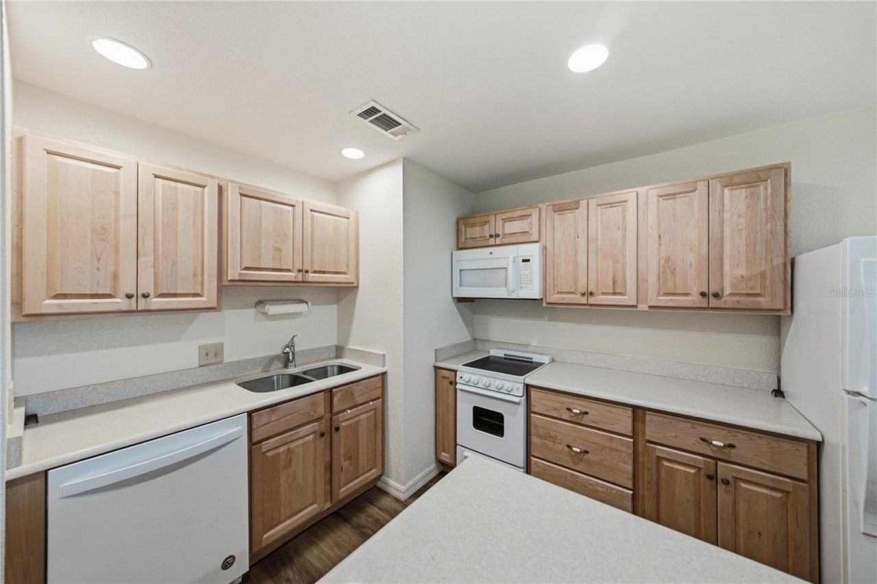 1018 N Tower Lane, Unit A, Lake Wales, FL 33853 Photo