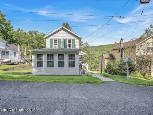 69 River Street, Simpson, PA 18407
