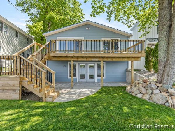 1025 Adams Street NW, Stanton, MI 48888