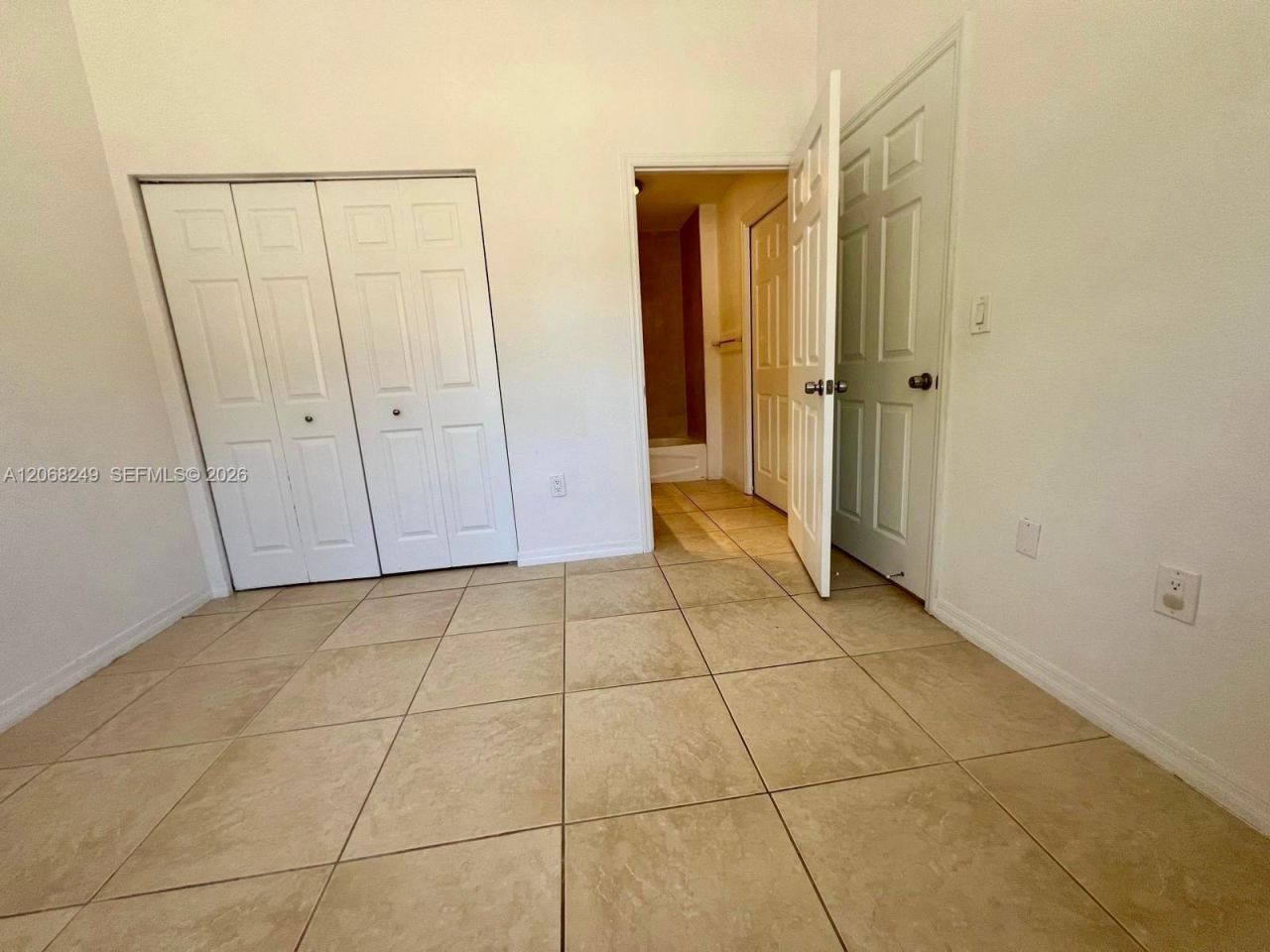 3824 SW 48th Ave , Unit 3824, Hollywood, FL 33023 Photo