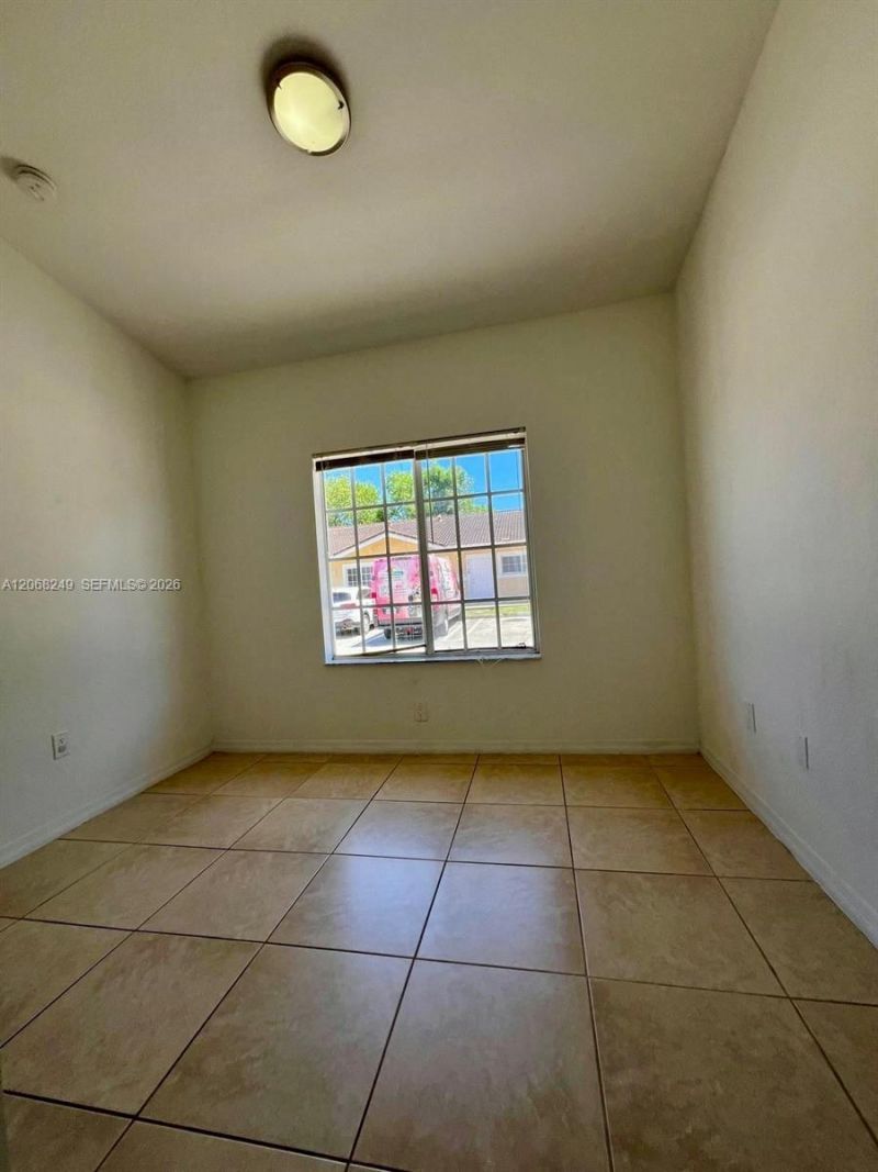 3824 SW 48th Ave , Unit 3824, Hollywood, FL 33023 Photo