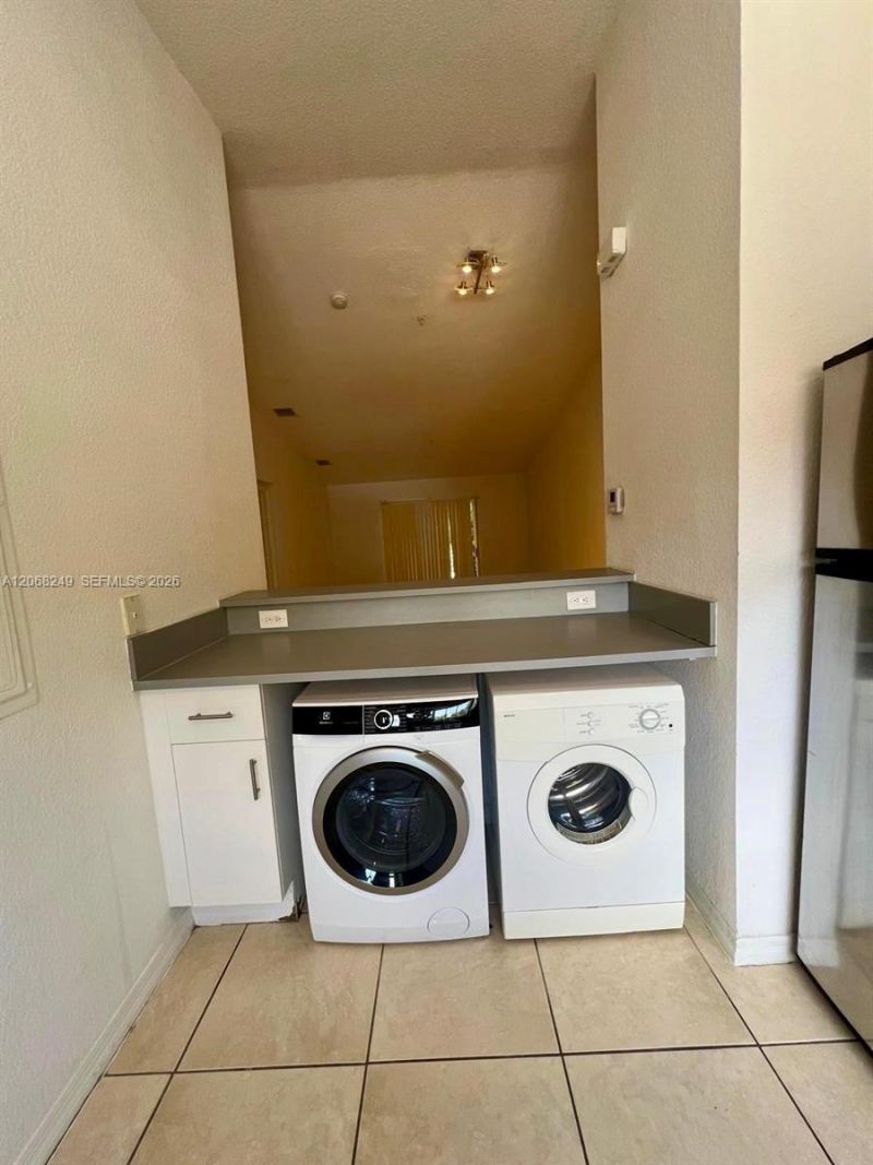 3824 SW 48th Ave , Unit 3824, Hollywood, FL 33023 Photo