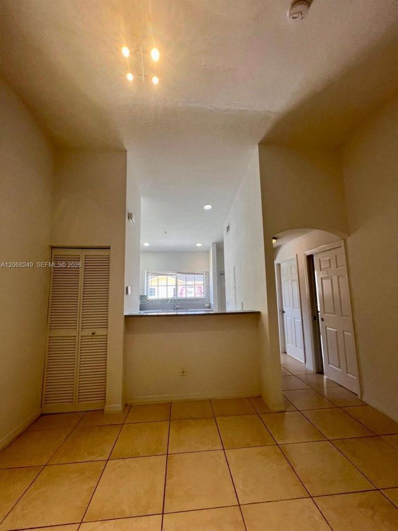 3824 SW 48th Ave , Unit 3824, Hollywood, FL 33023 Photo