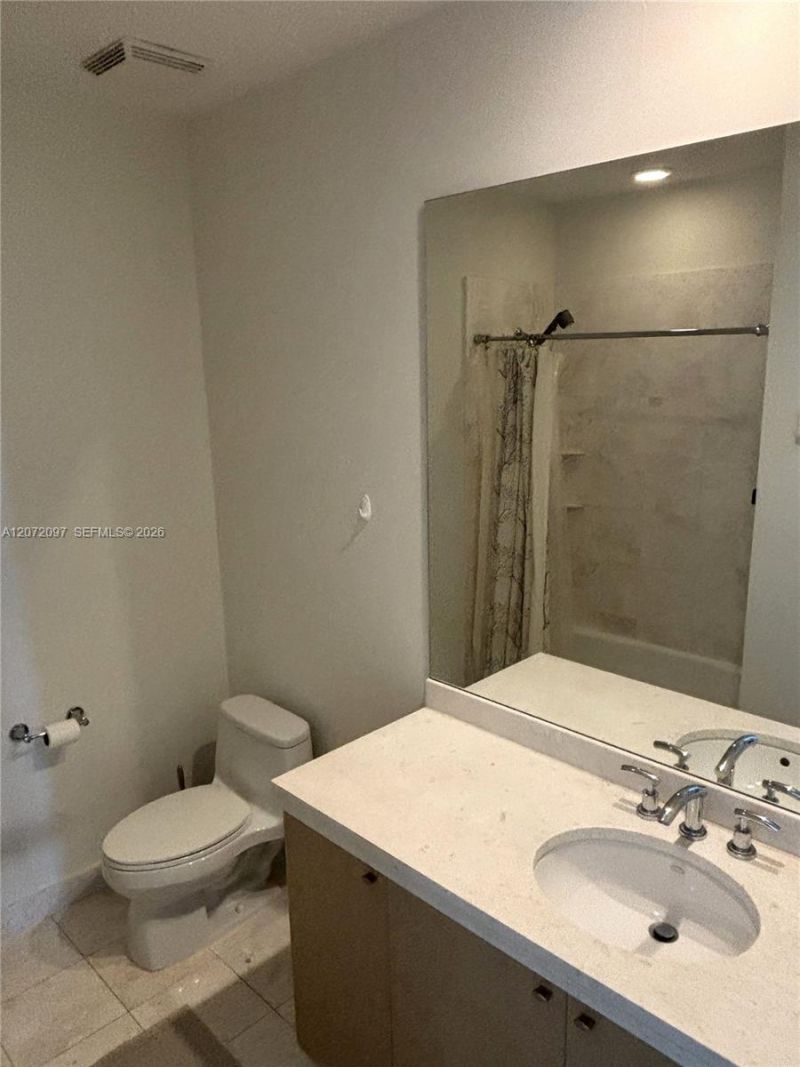 900 Brickell Key Blvd, Unit 2602, Miami, FL 33131 Photo