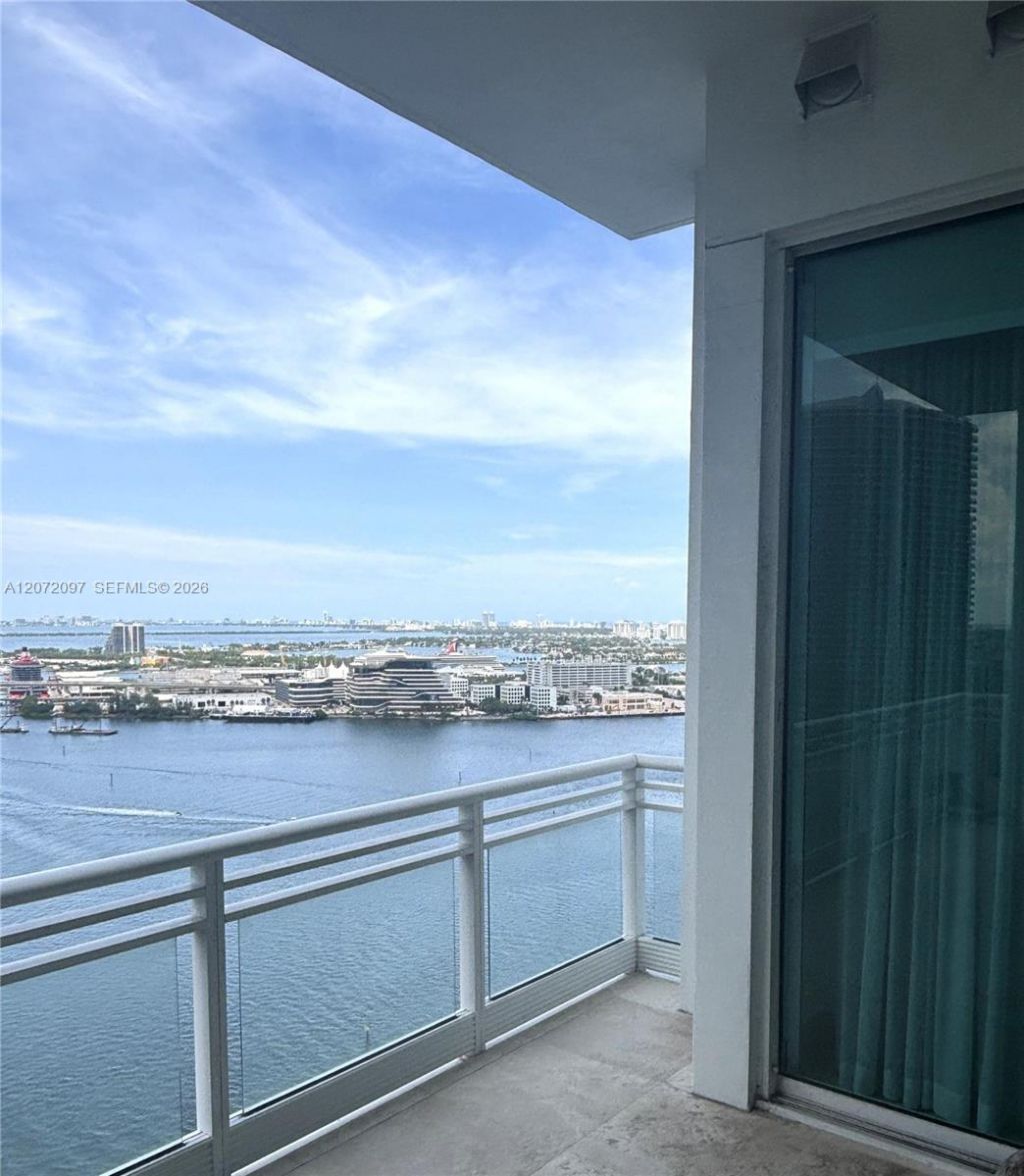 900 Brickell Key Blvd, Unit 2602, Miami, FL 33131 Photo