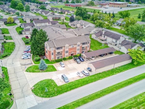 1763 Wellesley Lane, Unit 2-A, Indianapolis, IN 46219