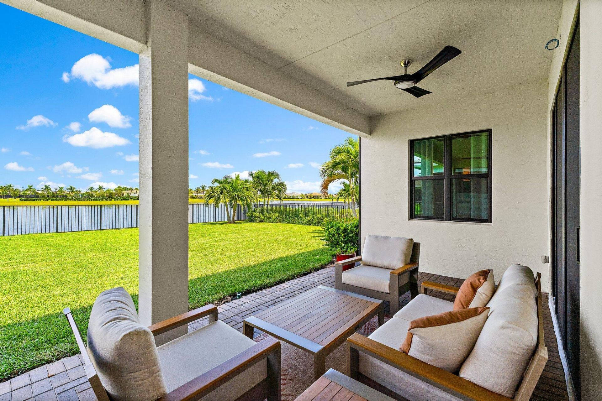 15883 Key Biscayne Lane, The Acreage, FL 33470 Photo