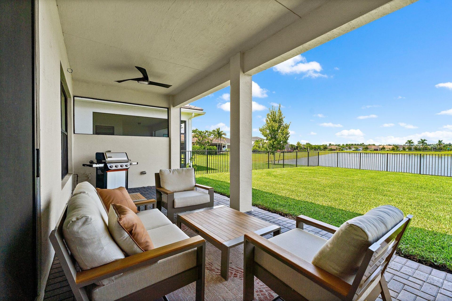 15883 Key Biscayne Lane, The Acreage, FL 33470 Photo