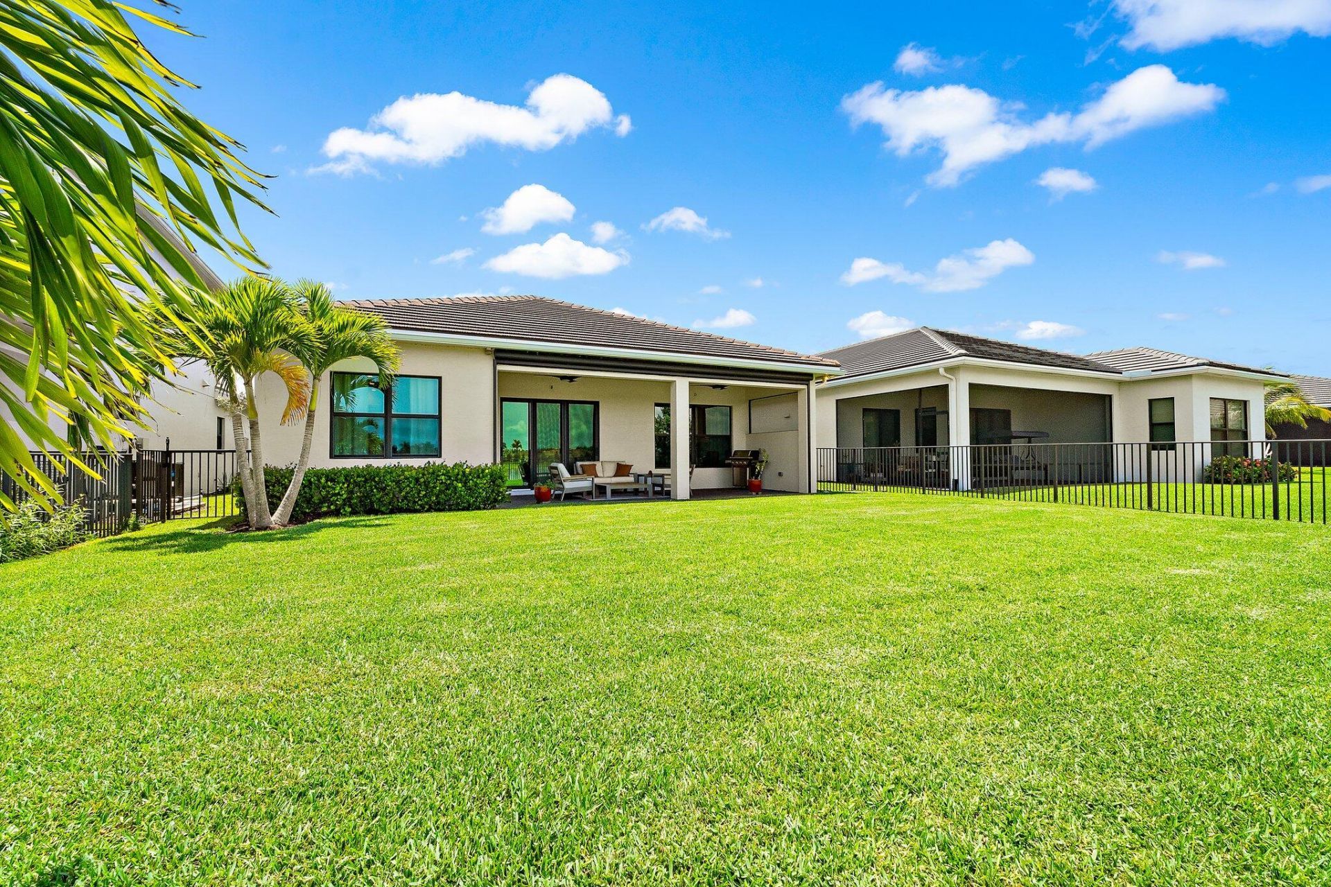 15883 Key Biscayne Lane, The Acreage, FL 33470 Photo