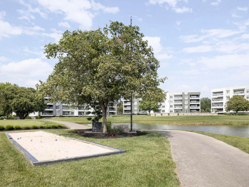 5339 Highpointe Lakes Drive, Unit 404, Westerville, OH 43081 Photo 23