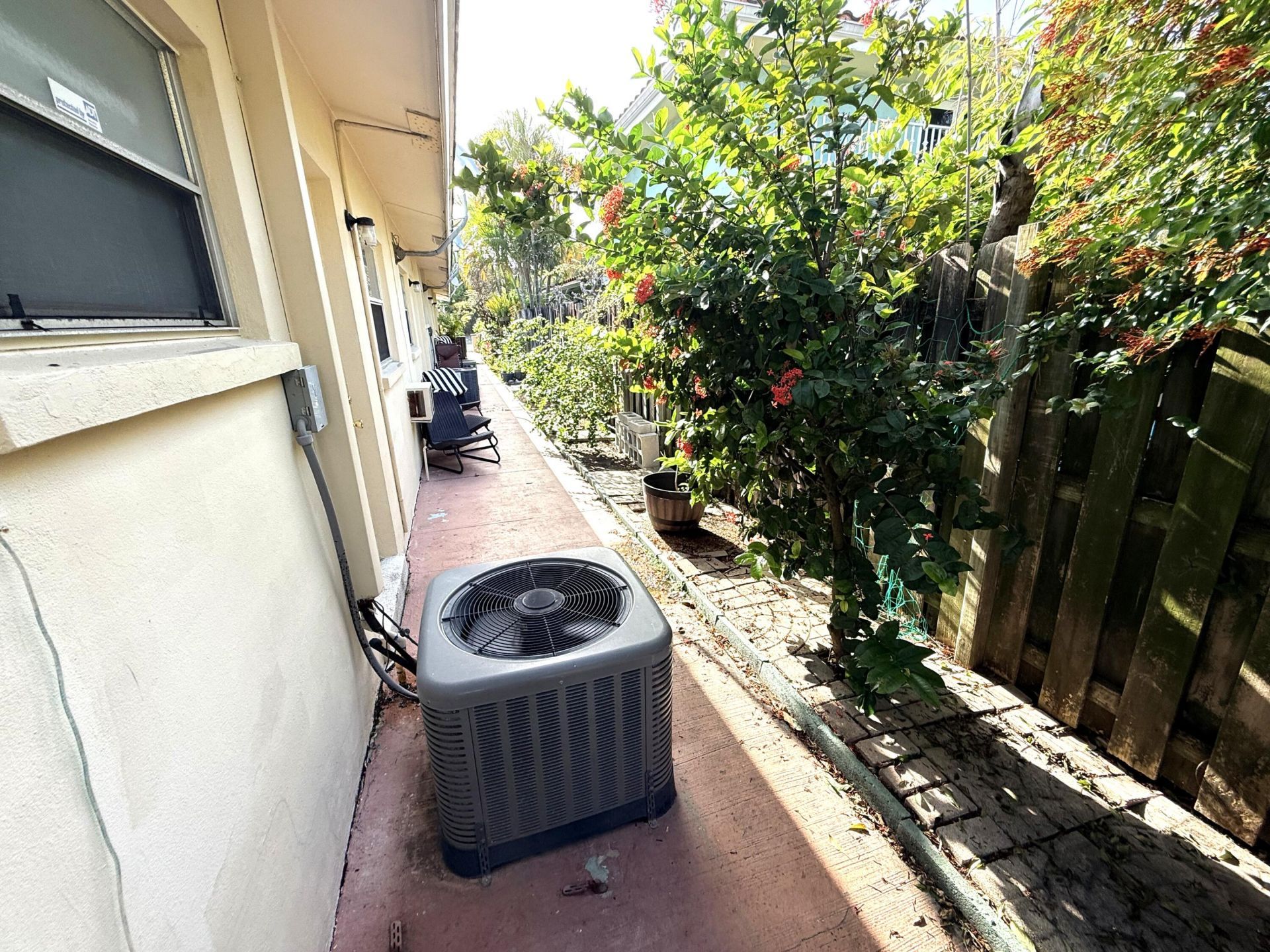 4649 Bougainvilla Drive, Lauderdale by the Sea, FL 33308 Photo