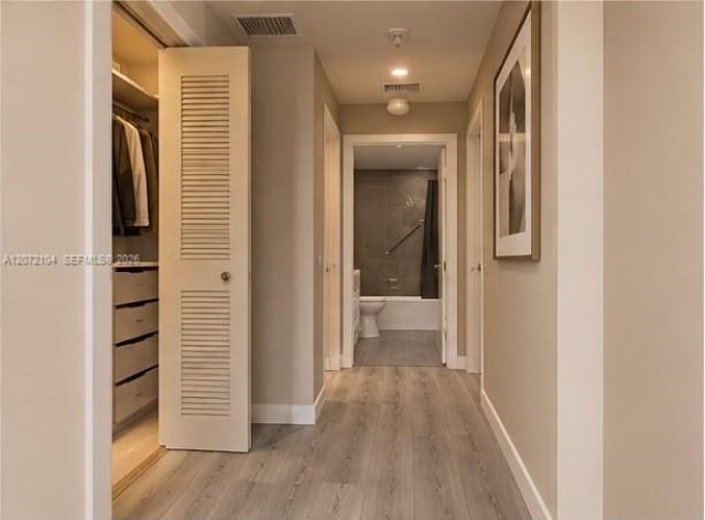 7832 Collins Ave, Unit 202, Miami Beach, FL 33141 Photo