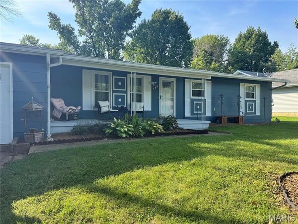 109 Dawn Drive , Washington, MO 63090