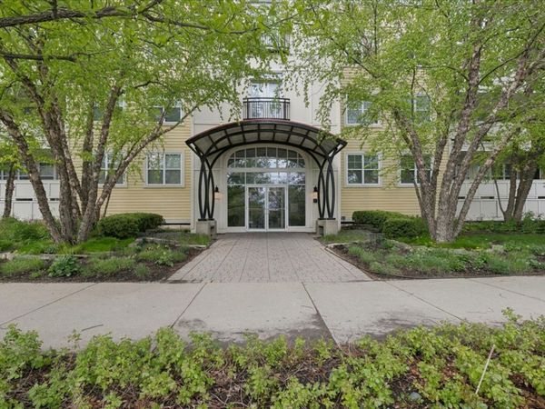 977 Harris Road , Unit 34, Grayslake, IL 60030