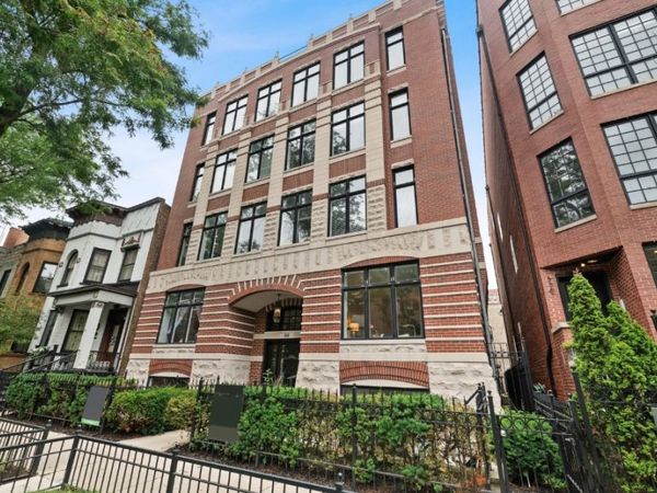 540 W Oakdale Avenue , Unit 2W, Chicago, IL 60657