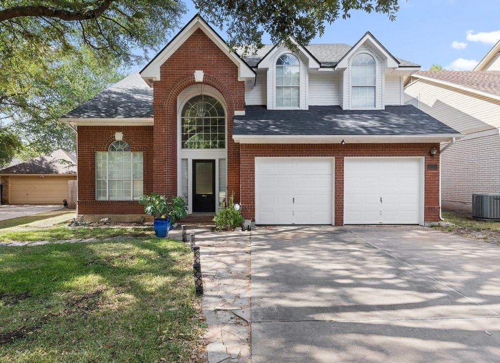 6215 John Chisum Ln, Austin, TX 78749 Main Photo