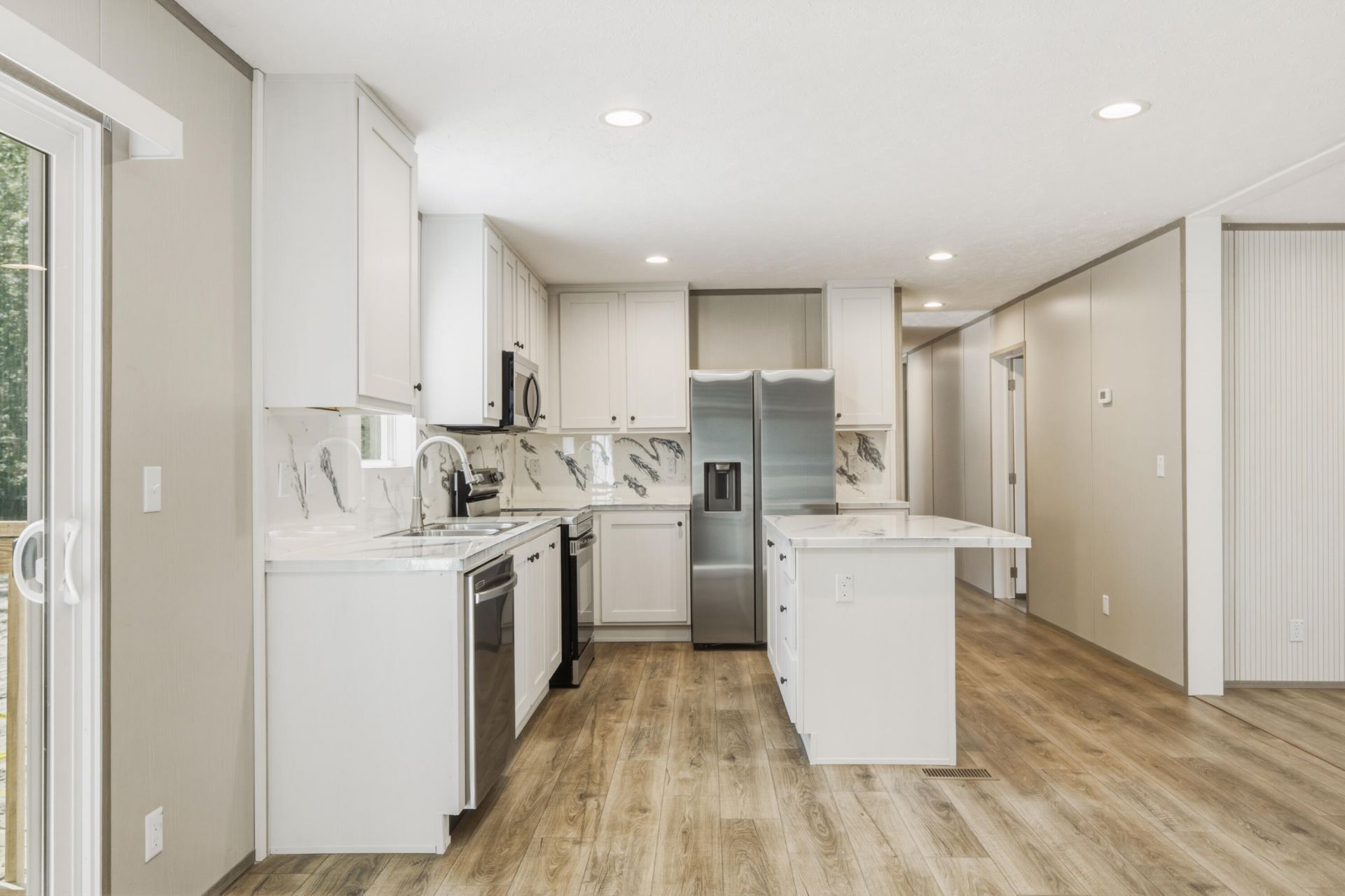 1370 Hudson Road Photo 17