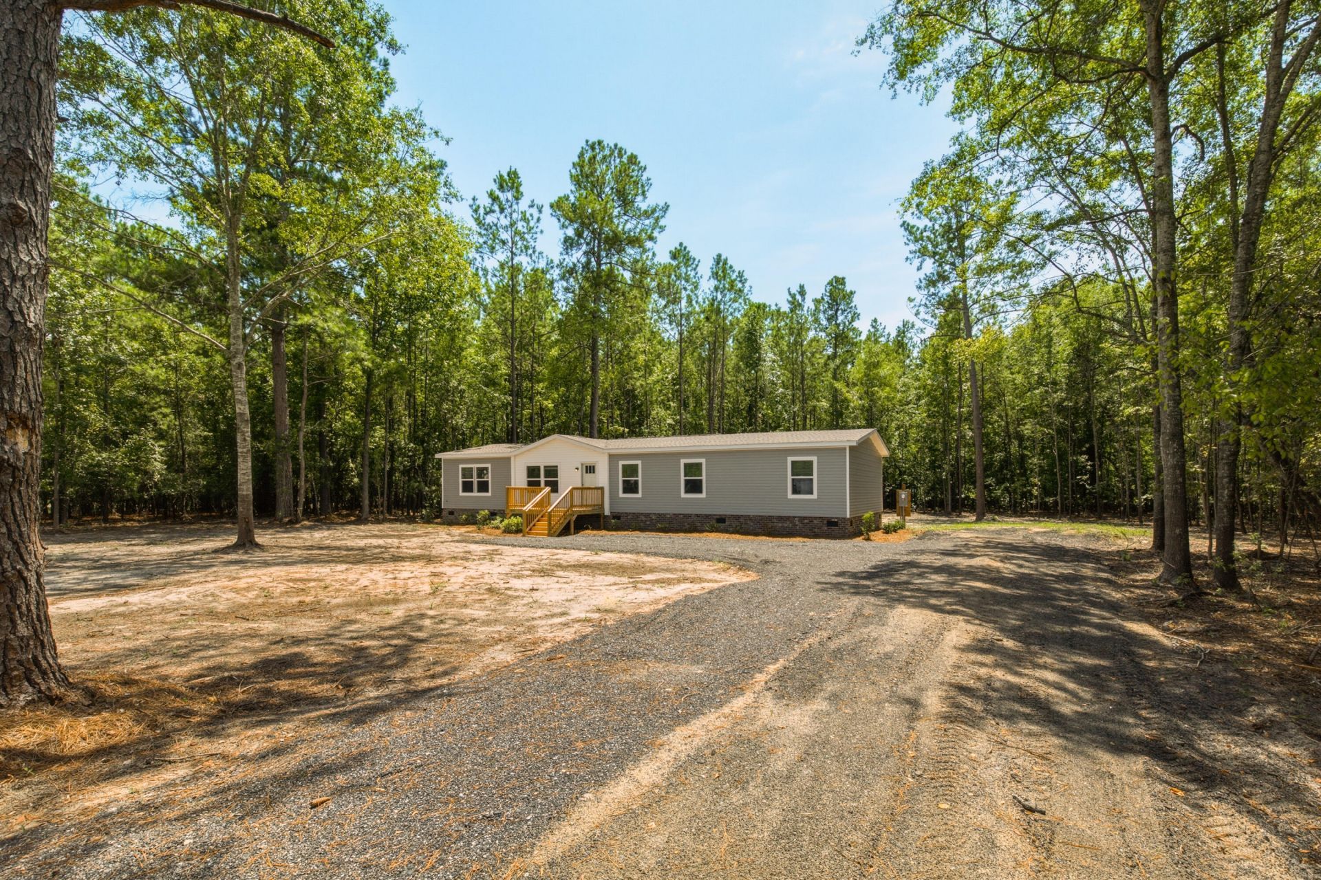 1370 Hudson Road Photo 45
