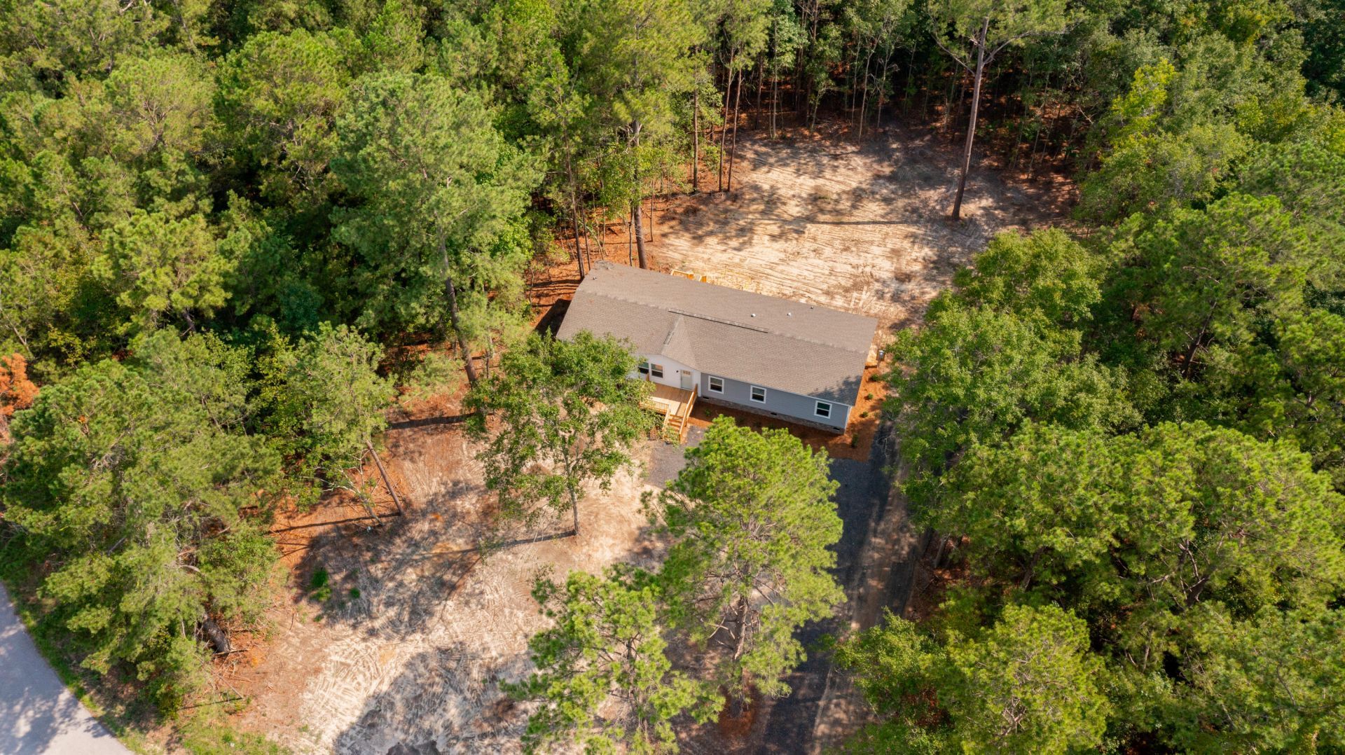 1370 Hudson Road Photo 47