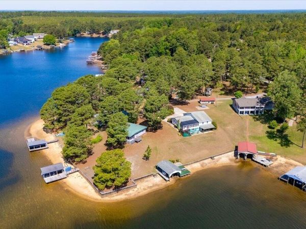 65 Sparrow Circle, Sanford, NC 27332