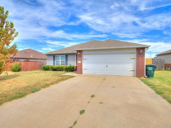 12809 E 67th Street North , Owasso, OK 74055
