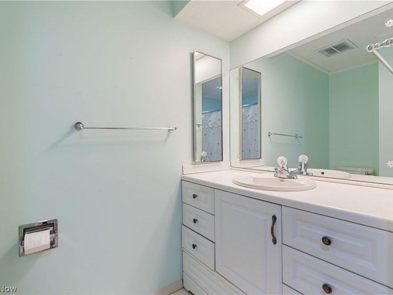 19281 Idlewood Trail, Strongsville, OH 44149 Photo 27