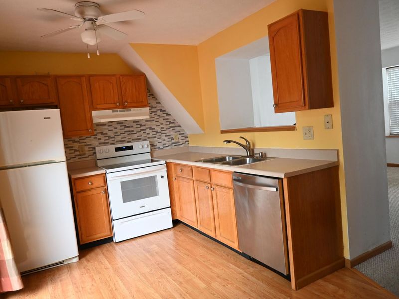 917 Annagladys Drive, Unit Y2, Worthington, OH 43085 Photo 9