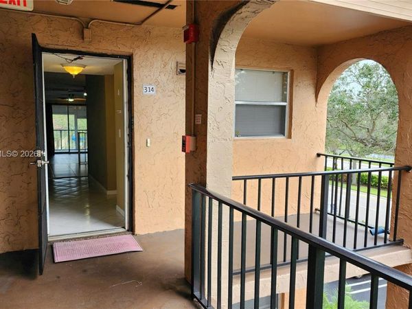 2700 Coral Springs Dr , Unit 314, Coral Springs, FL 33065