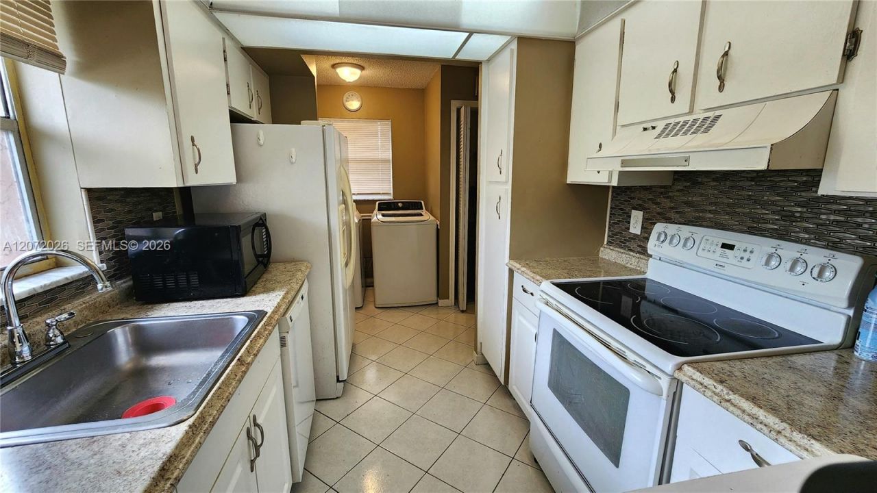 2700 Coral Springs Dr , Unit 314, Coral Springs, FL 33065 Photo