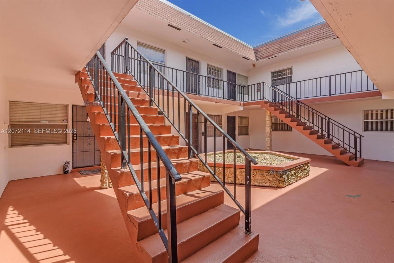 344 SW 1st St , Unit 6, Pompano Beach, FL 33060 Photo