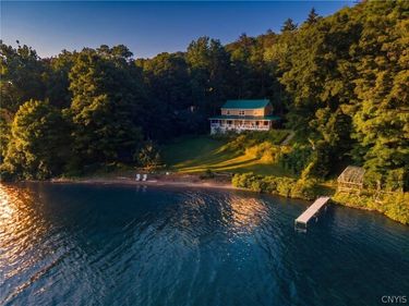 115 Fire Lane 20 (W Lake Rd), Auburn, NY 13021