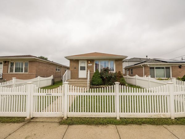 12716 S Saginaw Avenue , Chicago, IL 60633