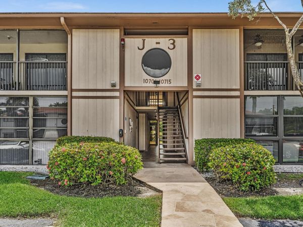 10701 W CLAIRMONT Circle, Unit 109, Tamarac, FL 33321