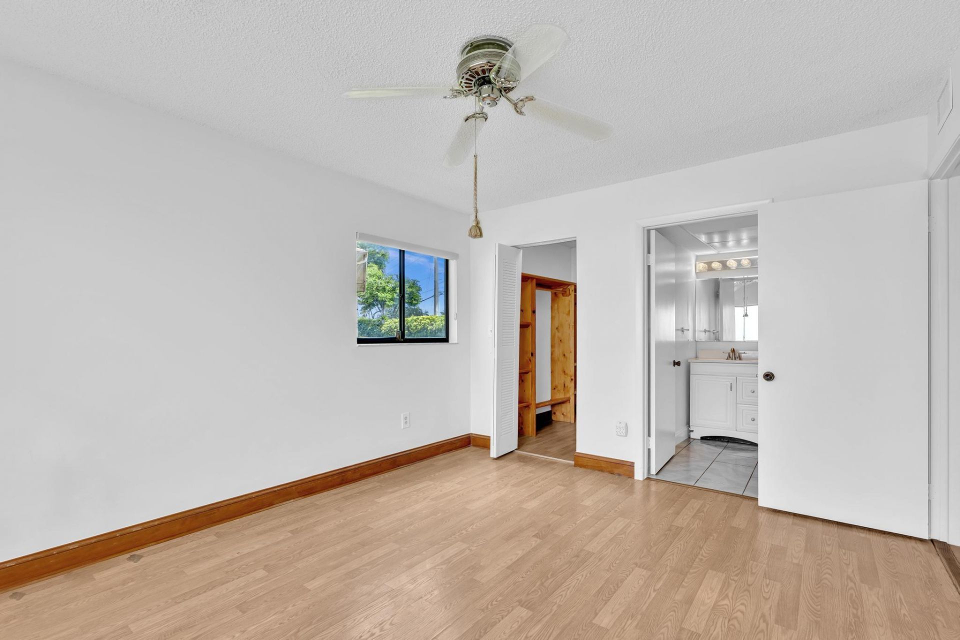 10701 W Clairmont Circle, Unit 109, Tamarac, FL 33321 Photo