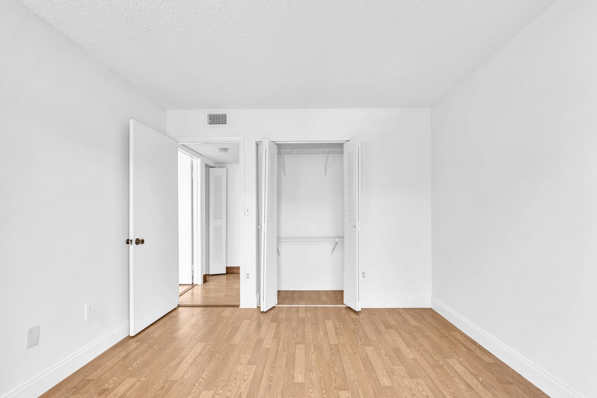 10701 W Clairmont Circle, Unit 109, Tamarac, FL 33321 Photo