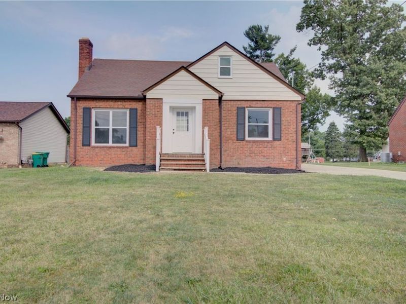 6969 Broadview Road, Seven Hills, OH 44131 Photo 1