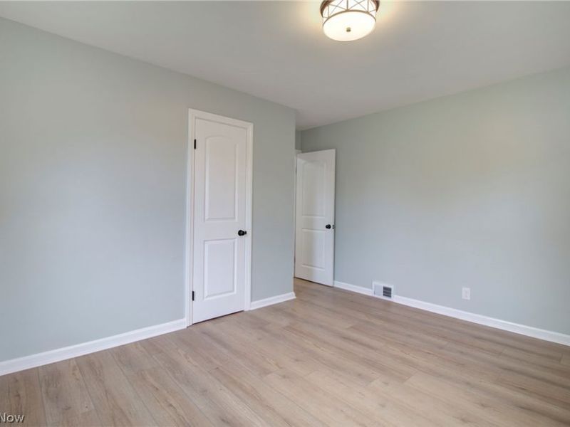 6969 Broadview Road, Seven Hills, OH 44131 Photo 14