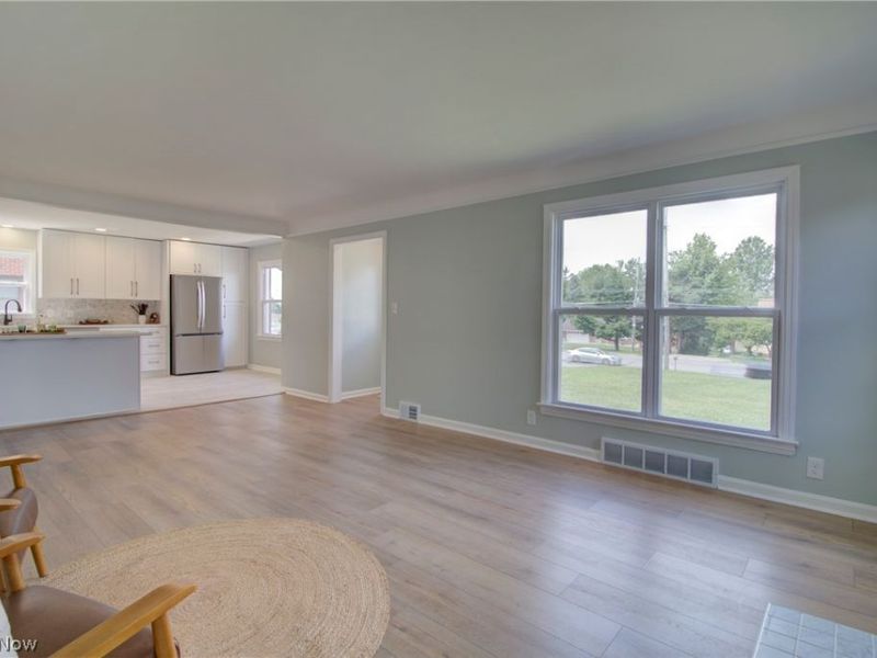 6969 Broadview Road, Seven Hills, OH 44131 Photo 7