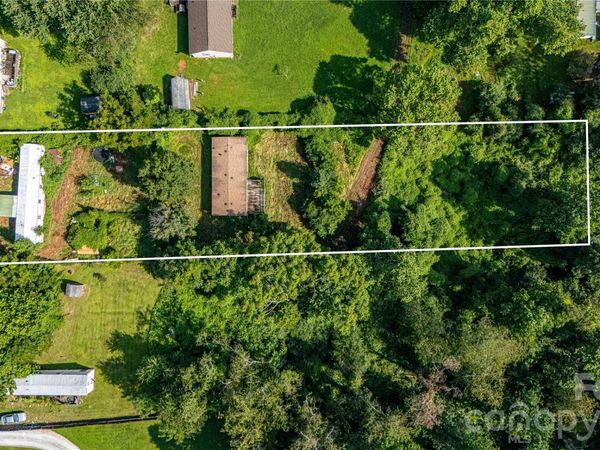 133 Brickyard Road, Asheville, NC 28806