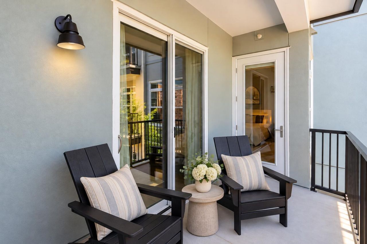 145 Pier View Street Photo 8