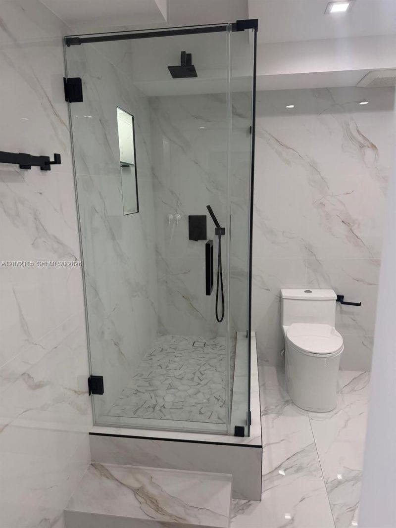 251 174th St, Unit 1414, Sunny Isles Beach, FL 33160 Photo