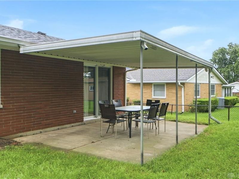 555 Adrian Court, Fairborn, OH 45324 Photo 38