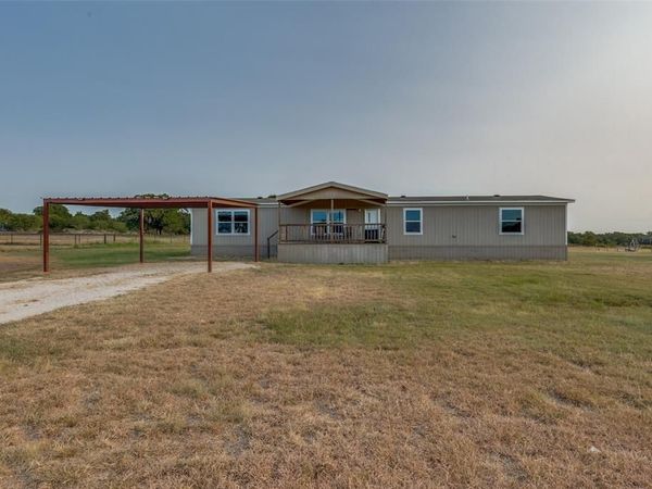268 Deer Valley Lane, Poolville, TX 76487