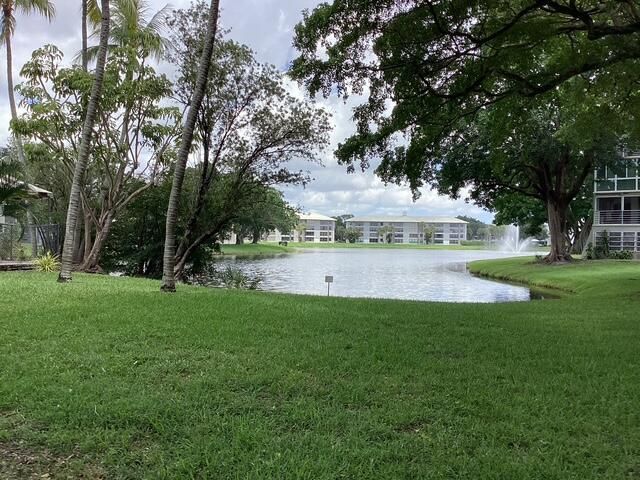 9325 Lagoon Place, Unit 107, Davie, FL 33324 Photo