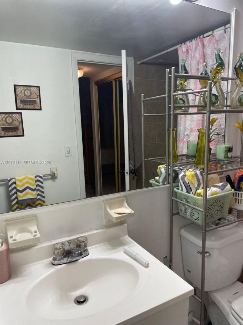 250 181st Dr , Unit 111, Sunny Isles Beach, FL 33160 Photo