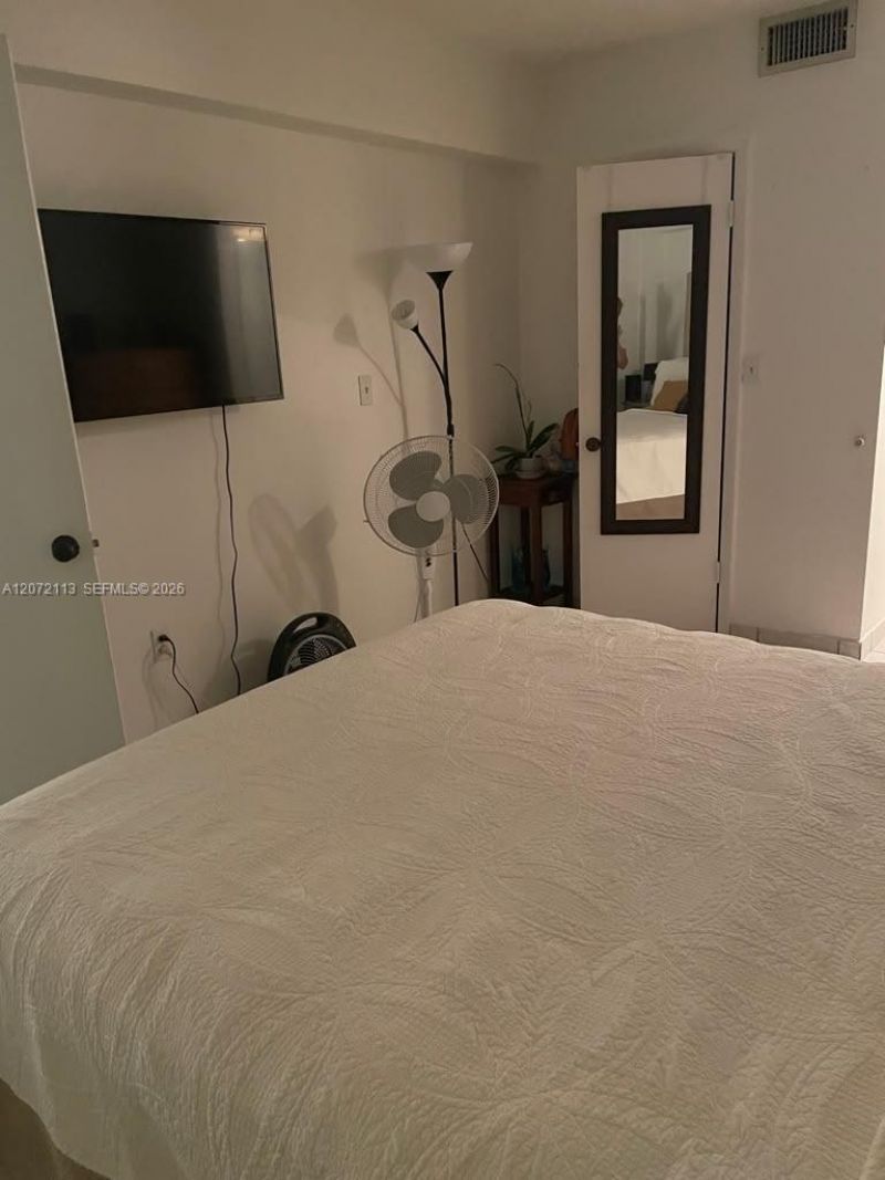 250 181st Dr , Unit 111, Sunny Isles Beach, FL 33160 Photo
