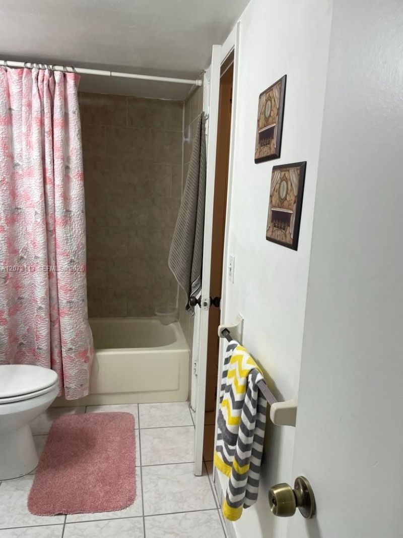 250 181st Dr , Unit 111, Sunny Isles Beach, FL 33160 Photo